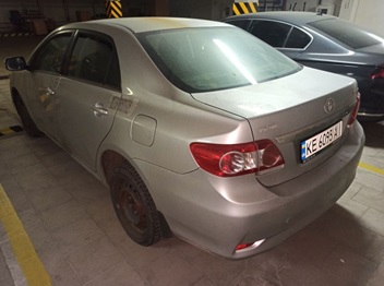 Автомобіль TOYOTA COROLLA 2010 р.в., колір сірий, об’єм двигуна 1598 см. куб, вид палива – бензин, номер кузова: JTNBV56E60J094644, номер державної реєстрації: КЕ6095АІ. Основні засоби у кількості 12 одиниць