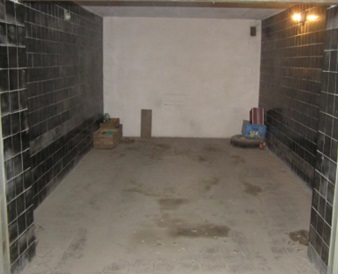 Гараж №1181, загальною площею 18,5 кв.м, за адресою: Автономна Республіка Крим, м. Сімферополь, вул. Аральська, 73. Реєстровий номер 23 стор. 58 в реєстровій книзі №1-Г. Інвентарний № 88541. Гараж №1182, загальною площею 18,7 кв.м, за адресою: Автономна Республіка Крим, м. Сімферополь, вул. Аральська, 73. Реєстровий номер 23 стор. 58 в реєстровій книзі №1-Г. Інвентарний № 88542. Гараж №1183, загальною площею 17,2 кв.м, за адресою: Автономна Республіка Крим, м. Сімферополь, вул. Аральська, 73. Реєстровий номер 23 стор. 58 в реєстровій книзі №1-Г. Інвентарний № 88543