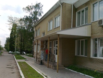Нежиле приміщення, загальною площею 409,3 кв. м, за адресою: Донецька обл., м. Сніжне, вулиця Декабристів, будинок 16, приміщення 1. Реєстраційний номер об`єкту нерухомого майна: 16854692. Інвентарний № 93945. Основні засоби у кількості 45 шт