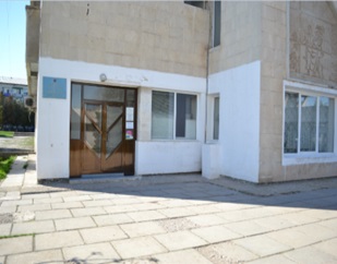 Нежиле приміщення, загальною площею 583,9 кв.м, за адресою: Автономна Республіка Крим, Красногвардійський р., с. Петрівка, Суспільний центр квартал, будинок 6. Реєстраційний номер об’єкта нерухомого майна: 7520912. Інвентарний № 103428. Основні засоби у кількості 27 шт