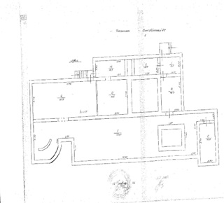 Нежитлова будівля, загальною площею 1 483,0 кв.м, за адресою: Автономна Республіка Крим, м. Джанкой, вул. Жовтнева, буд. 82. Реєстраційний номер: 6415312. Інвентарний № 88537. Основні засоби у кількості 18 шт