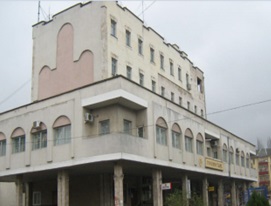 Приміщення банку, загальною площею 1 003,5 кв.м, за адресою: Автономна Республіка Крим, м. Феодосія, вул. Назукіна, №3. Реєстровий номер 298 на стр. 70 в реєстровій книзі №3а. Інвентарний № 88576. Основні засоби у кількості 31 шт