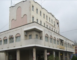 Приміщення банку, загальною площею 1 003,5 кв.м, за адресою: Автономна Республіка Крим, м. Феодосія, вул. Назукіна, №3. Реєстровий номер 298 на стр. 70 в реєстровій книзі №3а. Інвентарний № 88576. Основні засоби у кількості 31 шт