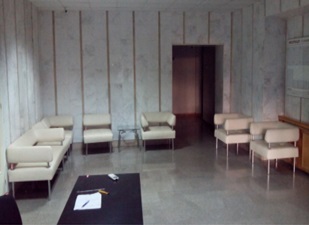 Вбудоване приміщення, загальною площею 1 160,70 кв.м, за адресою: Запорізька обл., м. Бердянськ, пр. Східний (Пролетарський), 234. Реєстровий номер 11933 в реєстровій книзі № д. 1. Інвентарний № 117254. Будівля, загальною площею 33,8 кв. м, за адресою: Запорізька обл., м. Бердянськ, пр. Східний (Пролетарський), 234-А. Реєстровий номер 403 в реєстровій книзі № 3. Інвентарний № 117253. Основні засоби у кількості 188 шт